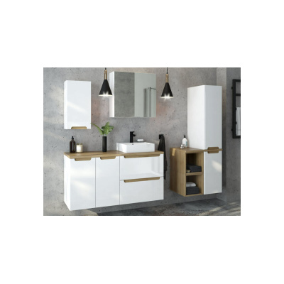 stilla_kep_920188833